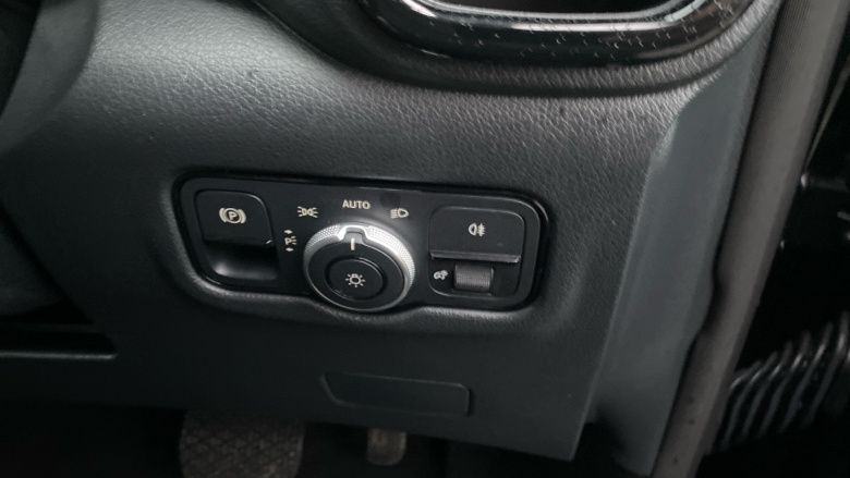 Mercedes-Benz Vito Tourer L3 Diesel Rwd 116 CDI Select 9-Seater 9G-Tronic